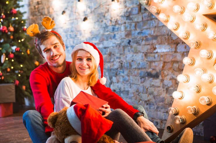 Christmas Date Ideas for Couples